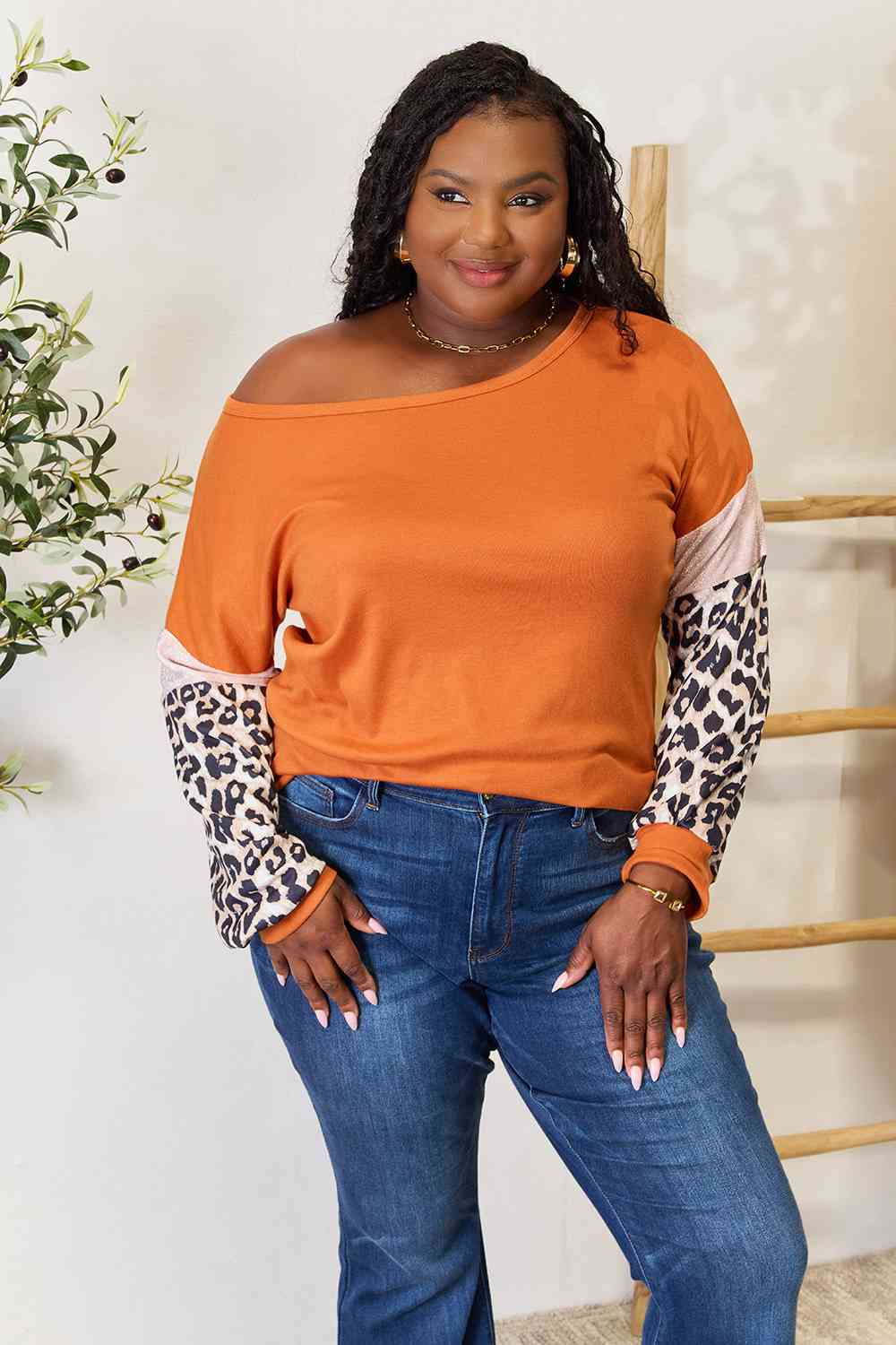 Leopard Long Sleeve Sweatshirt